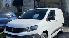 Branco Usado 2019 Peugeot Partner Monovolume | € 11.400 (Bom preço)