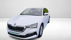 Cinzento Usado 2022 Skoda Scala Citadino | € 13.990 (Preço justo)
