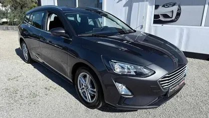 Cinzento Usado 2021 Ford Focus Carrinha | € 16.990 (Bom preço)