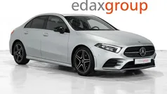 Cinza Usado 2020 Mercedes A180 AMG line Sedan | € 24.990 (Preço justo)