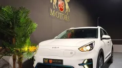 Branco Usado 2021 Kia e-Niro 3 SUV | € 22.900 (Preço justo)