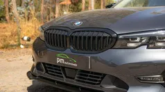 Cinza Usado 2020 BMW 320 Sport Line Carrinha | € 28.950 (Preço justo)