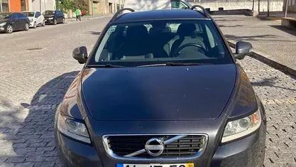 Cinzento Usado 2010 Volvo V50 Carrinha | € 7.500 (Preço justo)