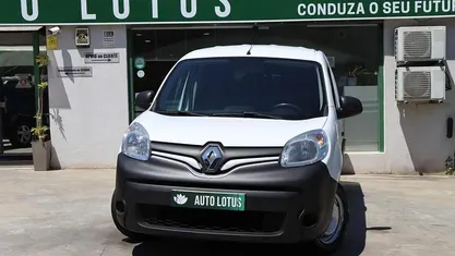 Branco Usado 2018 Renault Kangoo Business Monovolume | € 11.970 (Preço justo)