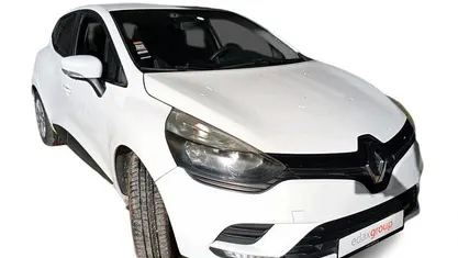 Usado Renault Clio IV Zen 75 HP (55 kW) 2017 Branco