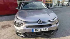 Cinzento Usado 2024 Citroën C4 PureTech Sedan | € 22.490 (Preço justo)