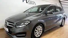 Cinza Usado 2019 Mercedes B200 Style Monovolume | € 21.950