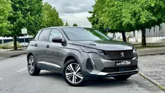 Cinzento (metalizado) Usado 2021 Peugeot 3008 Allure SUV | € 23.900 (Preço justo)