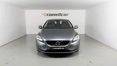 Cinza Usado 2016 Volvo V40 Momentum Carrinha | € 12.980 (Preço justo)