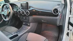 Branco Usado 2018 Mercedes B220 Monovolume | € 15.500