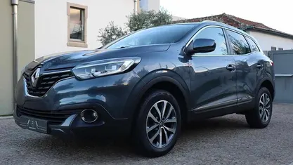 Cinzento Usado 2018 Renault Kadjar SUV | € 14.990 (Bom preço)