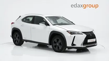 Branco Usado 2022 Lexus UX SUV | € 23.190 (Bom preço)
