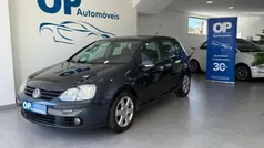 Cinzento Usado 2007 VW Golf V | € 5.450 (Bom preço)