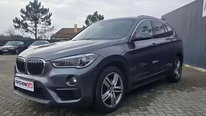 Usado BMW X1 Performance 150 HP (110 kW) 2017 Cinza escuro SUV