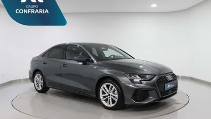 Cinzento Usado 2024 Audi A3 | € 27.580 (Preço justo)