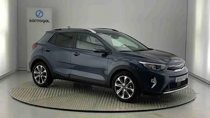 Azul Usado 2025 Kia Stonic SUV | € 19.990 (Preço justo)