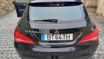 Usado Mercedes CLA200 Shooting Brake 136 HP (100 kW) 2015 Preto Carrinha