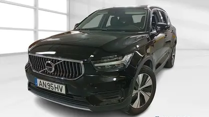 Preto Usado 2022 Volvo XC40 Inscription SUV | € 29.900 (Preço justo)