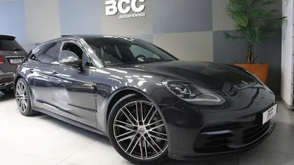 Usado Porsche Panamera Sport Turismo 462 HP (339 kW) 2020
