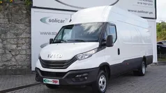 Branco Usado 2023 Iveco Daily | € 32.500 (Preço justo)