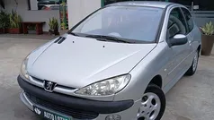 Cinzento Usado 2002 Peugeot 206 Citadino | € 2.970 (Preço justo)