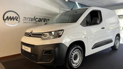 Usado 2021 Citroën Berlingo Shine Monovolume | € 14.900 (Preço justo)