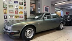 Verde escuro Usado 1990 Jaguar XJ Sedan | € 14.500
