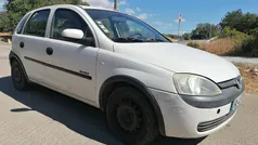Branco Usado 2002 Opel Corsa Citadino | € 1.850 (Bom preço)