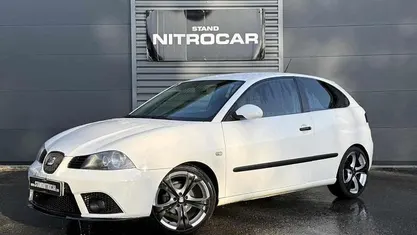 Usado Seat Ibiza 69 HP (50 kW) 2007 Branco Citadino