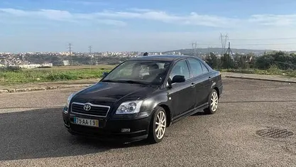 Usado Toyota Avensis 147 HP (108 kW) 2005 Preto Citadino