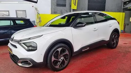 Usado Citroën C4 131 HP (96 kW) 2022