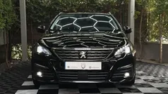 Preto Usado 2020 Peugeot 308 Allure Sedan | € 13.900 (Preço justo)