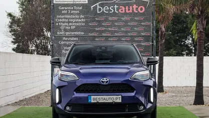 Azul Usado 2022 Toyota Yaris Hybrid | € 24.499 (Preço justo)