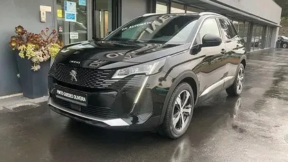 Usado Peugeot 3008 131 HP (96 kW) 2023 SUV