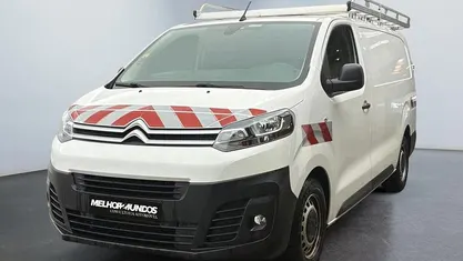 Branco Usado 2022 Citroën Jumpy Monovolume | € 18.990 (Preço justo)