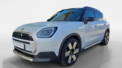 Branco Usado 2024 Mini Countryman Favoured SUV | € 41.900 (Preço justo)