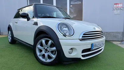 Usado Mini Cooper 112 HP (82 kW) 2011 Branco Citadino