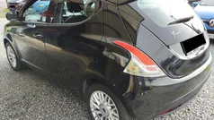 Preto Usado 2014 Lancia Ypsilon Gold Citadino | € 7.500 (Preço justo)