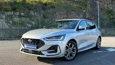 Cinza Usado 2023 Ford Focus ST-Line | € 21.990 (Preço justo)