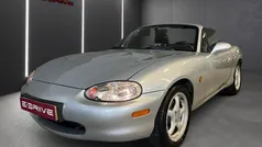 Cinzento Usado 1999 Mazda MX5 Cabrios | € 11.480