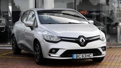 Cinza Usado 2019 Renault Clio IV LIMITED | € 12.750 (Preço justo)