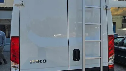 Usado Iveco Daily 130 HP (95 kW) 2020
