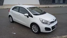 Branco Usado 2012 Kia Rio | € 6.750 (Preço justo)