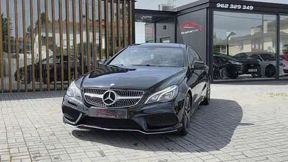 Preto Usado 2013 Mercedes E250 Coupé | € 22.900 (Preço justo)