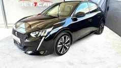 Preto Usado 2023 Peugeot e-208 GT Citadino | € 21.990 (Preço justo)