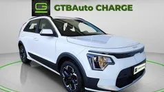 Branco Usado 2022 Kia e-Niro SUV | € 30.200 (Preço justo)