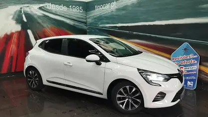 Usado 2021 Renault Clio V | € 15.199 (Preço justo)