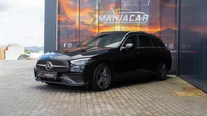 Usado Mercedes C300 313 HP (230 kW) 2022 Preto