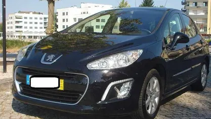 Usado 2012 Peugeot 308 Premium Citadino | € 8.990 (Preço justo)