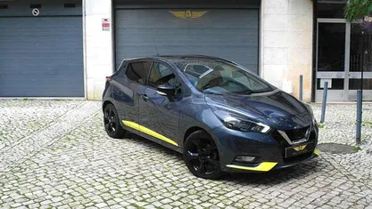 Usado Nissan Micra 92 HP (67 kW) 2022 Cinzento Citadino